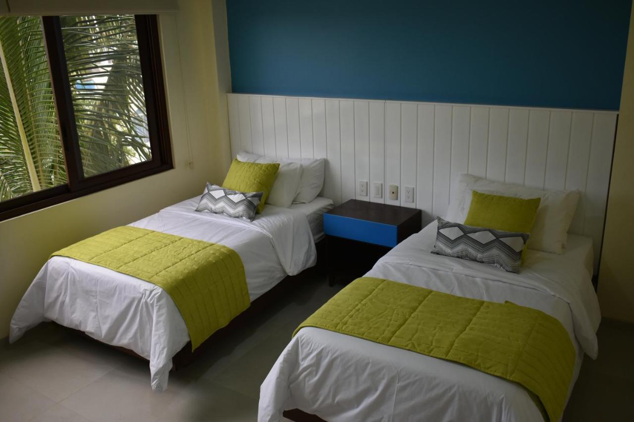 Hotel La Laguna Galapagos Puerto Villamil Esterno foto