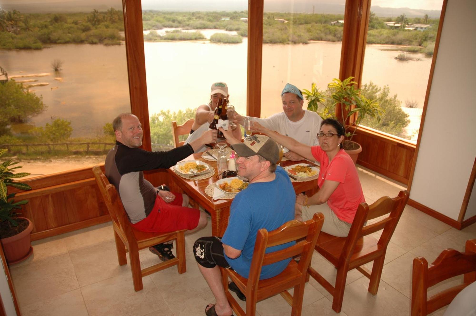 Hotel La Laguna Galapagos Puerto Villamil Esterno foto