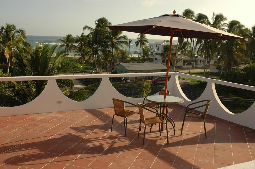Hotel La Laguna Galapagos Puerto Villamil Esterno foto